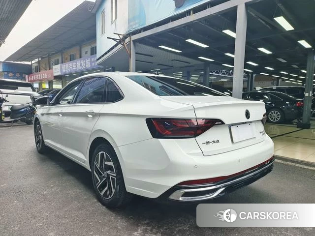 Volkswagen Sagitar 2024 Белый из Китая, фото 6