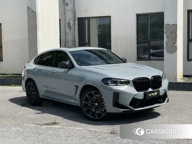 BMW X4 M 2022 Серебристо-серый из Китая, фото 6