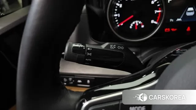 Kia Carnival 4th generation 2022 Серебряный из Кореи, фото 6