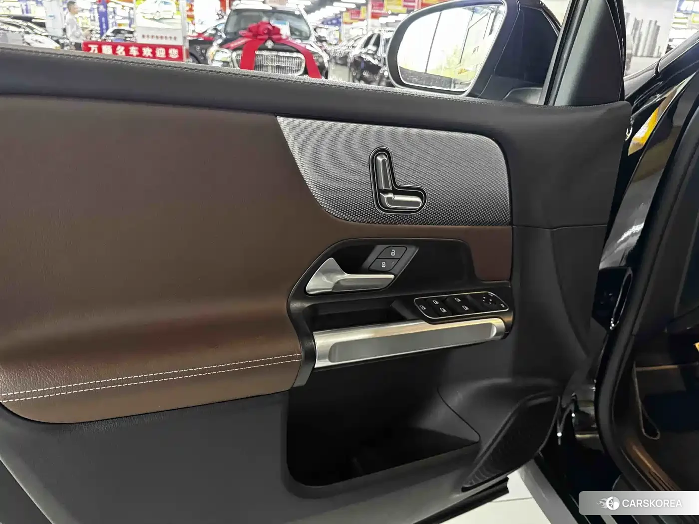 Mercedes-Benz GLB 2023 Черный из Китая, фото 6
