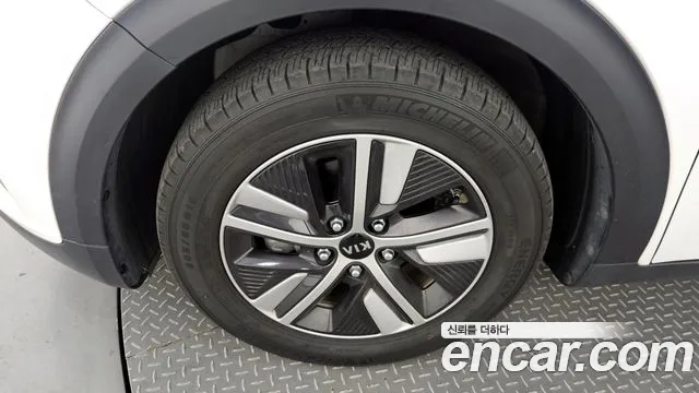 Kia The New Niro id 2598107 из Кореи 6