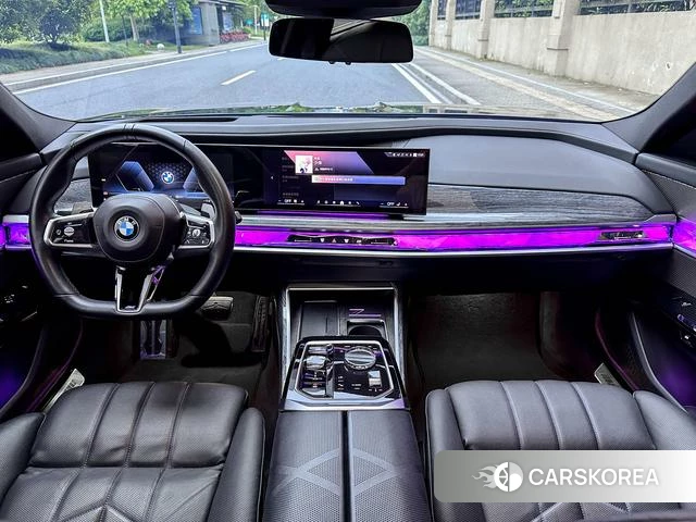 BMW 7 series 2023 Черный из Китая, фото 6