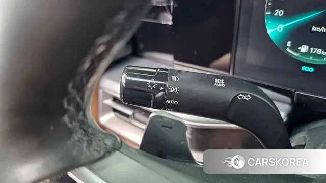 Hyundai Grandeur Hybrid (GN7) 2023 Белый из Кореи, фото 6