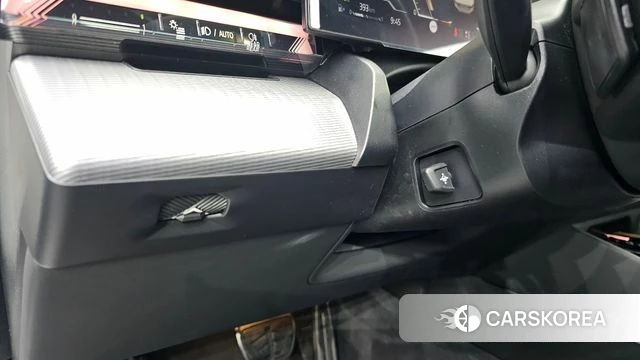 BMW 5 Series (G60) 2026 Белый из Кореи, фото 6