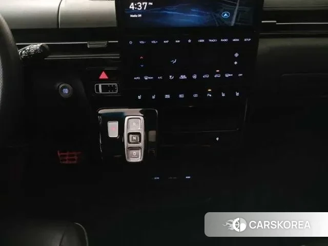 Hyundai Staria 2023 Серебристо-серый из Кореи, фото 6