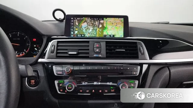 BMW 3 Series (F30) 2018 Белый из Кореи, фото 6