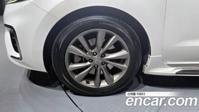 Kia The New Carnival 2018 Белый из Кореи, фото 6