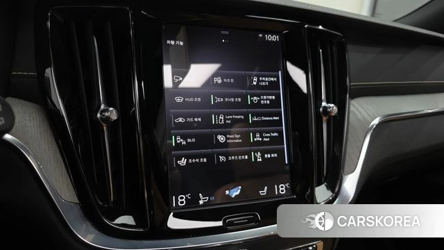 Volvo V60 Cross-Country 2nd Generation 2020 Жемчужный цвет из Кореи, фото 6