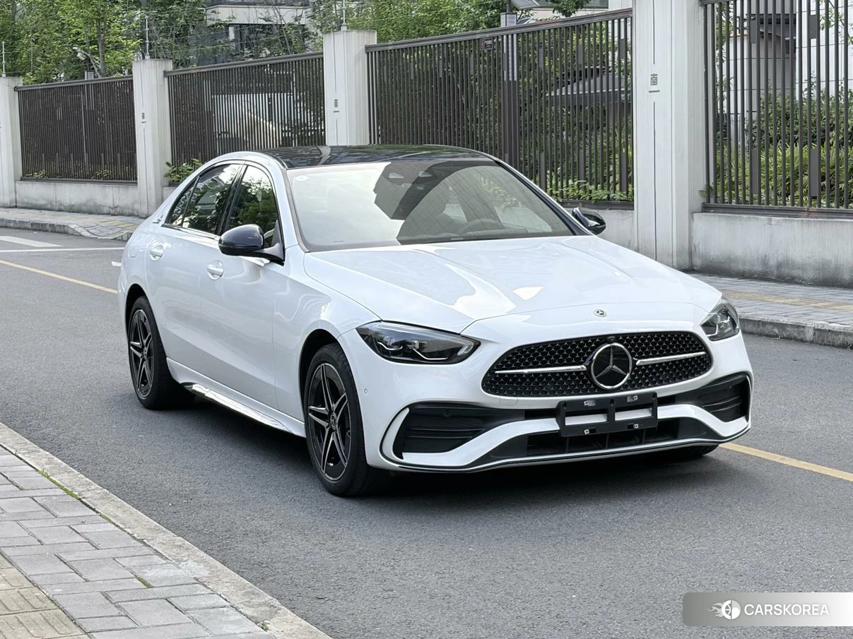 Mercedes-Benz Class C 2024 Белый из Китая, фото 6