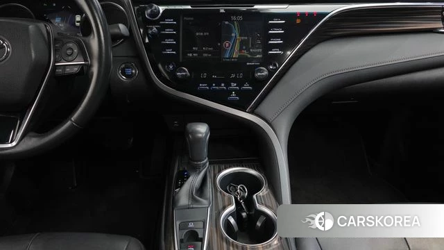 Toyota Camry (XV70) 2018 Белый из Кореи, фото 6