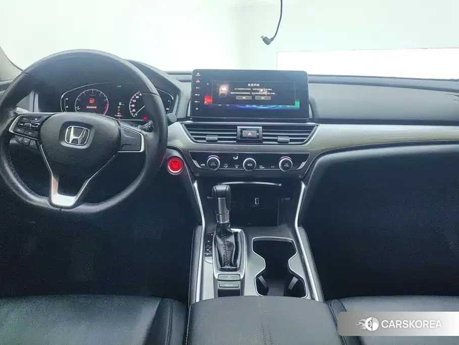 Honda Accord 2022 Silver/gray из Китая, фото 6