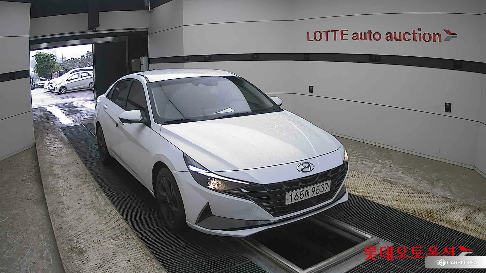 Hyundai Avante Hybrid 2022 Polar White из Кореи, фото 6