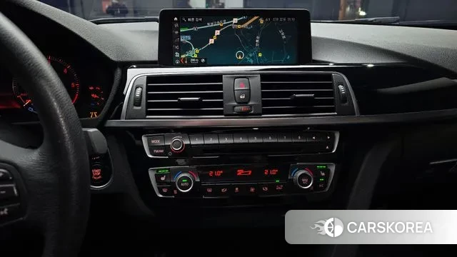 BMW 3 Series (F30) 2018 Белый из Кореи, фото 6