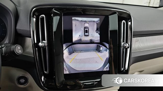 Volvo XC40 2025 Черный из Кореи, фото 6