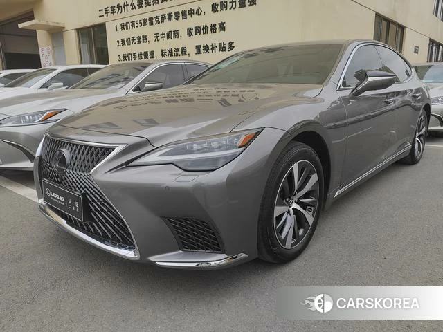 Lexus LS 2022 Серебристо-серый из Китая, фото 6