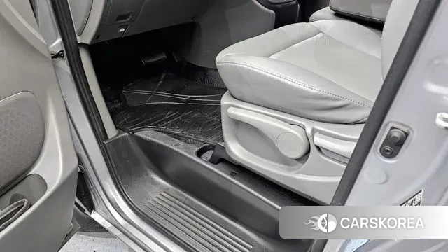 Hyundai The New Grand Starex 2018 Серебряный из Кореи, фото 6