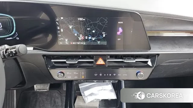 Kia Di Ol Nu Niro 2022 Белый из Кореи, фото 6