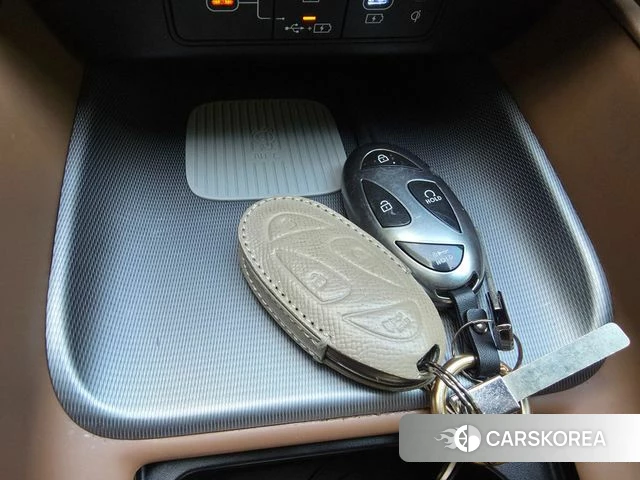 Hyundai Grandeur Hybrid (GN7) 2024 Черный из Кореи, фото 6