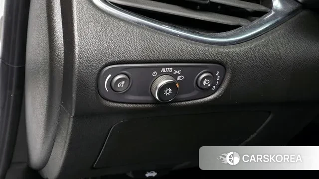 Chevrolet (GM Daewoo) The New Malibu 2021 Белый из Кореи, фото 6