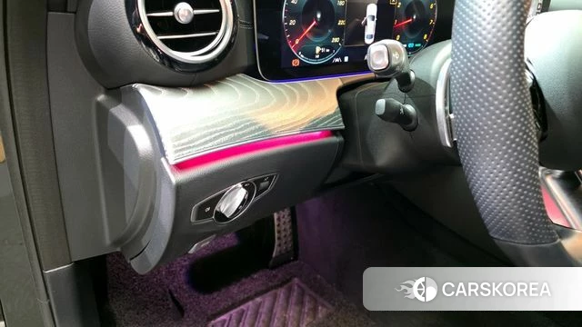 Mercedes-Benz E-Class W213 2021 Черный из Кореи, фото 6