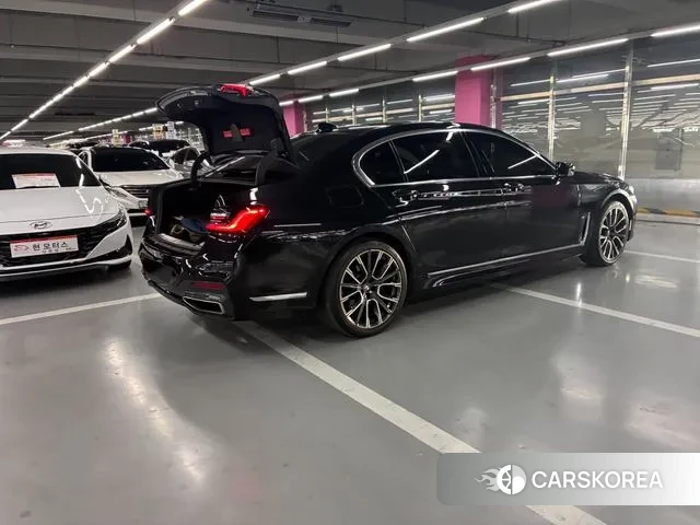 BMW 7 Series (G11) 2020 Черный из Кореи, фото 6