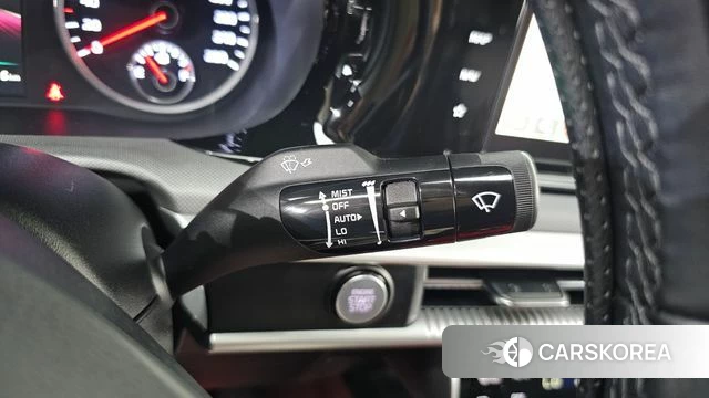 Kia K5 3rd generation 2023 Белый из Кореи, фото 6