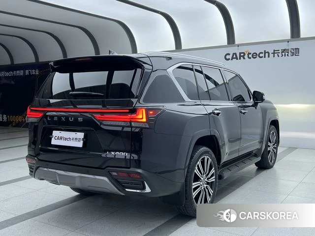 Lexus LX 2023 Черный из Китая, фото 6