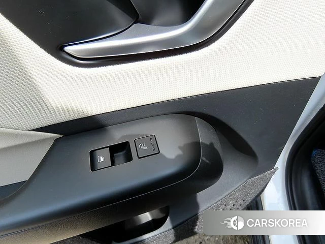 Hyundai The New Kona Hybrid 2023 Белый из Кореи, фото 6