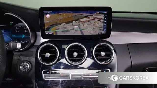 Mercedes-Benz C-Class W205 2020 Белый из Кореи, фото 6