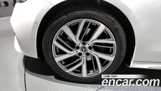 Mercedes-Benz E-Class W214 2024 Белый из Кореи, фото 6