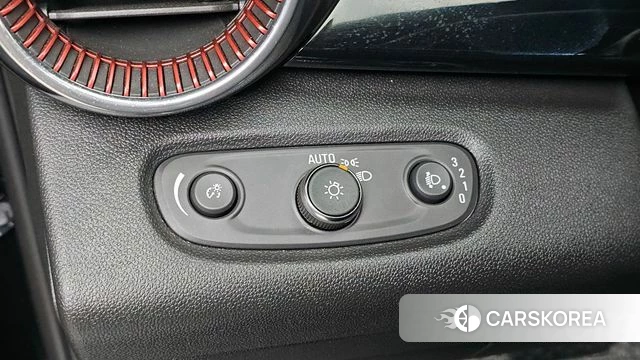 Chevrolet (GM Daewoo) Trax Crossover 2025 Черный из Кореи, фото 6