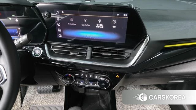 Chevrolet (GM Daewoo) Trax Crossover 2023 Белый из Кореи, фото 6