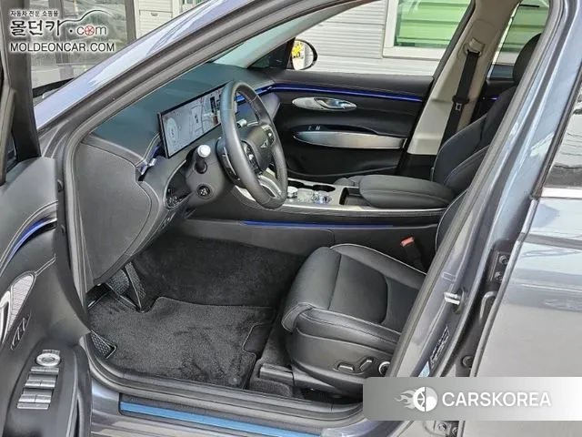 Genesis GV70 2024 Серый из Кореи, фото 6