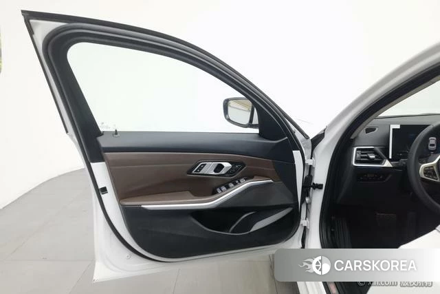 BMW i3 2024 Белый из Китая, фото 6