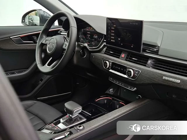 Audi A4 (import) 2021 Темно-серый из Китая, фото 6
