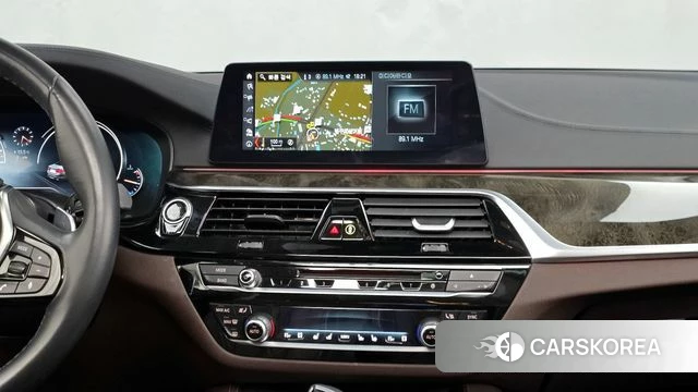 BMW 5 Series (G30) 2018 Серый из Кореи, фото 6