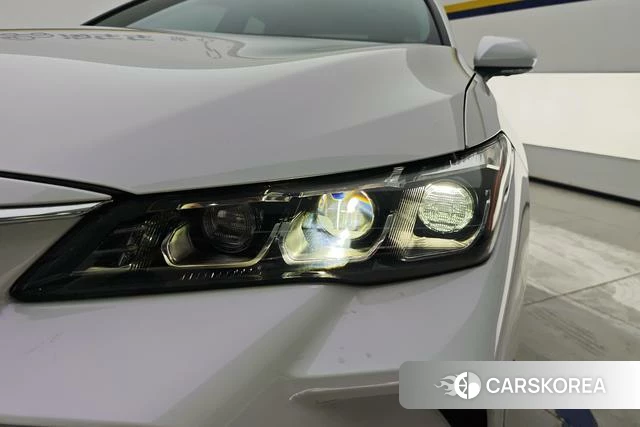 Toyota Asian dragon 2022 Белый из Китая, фото 6