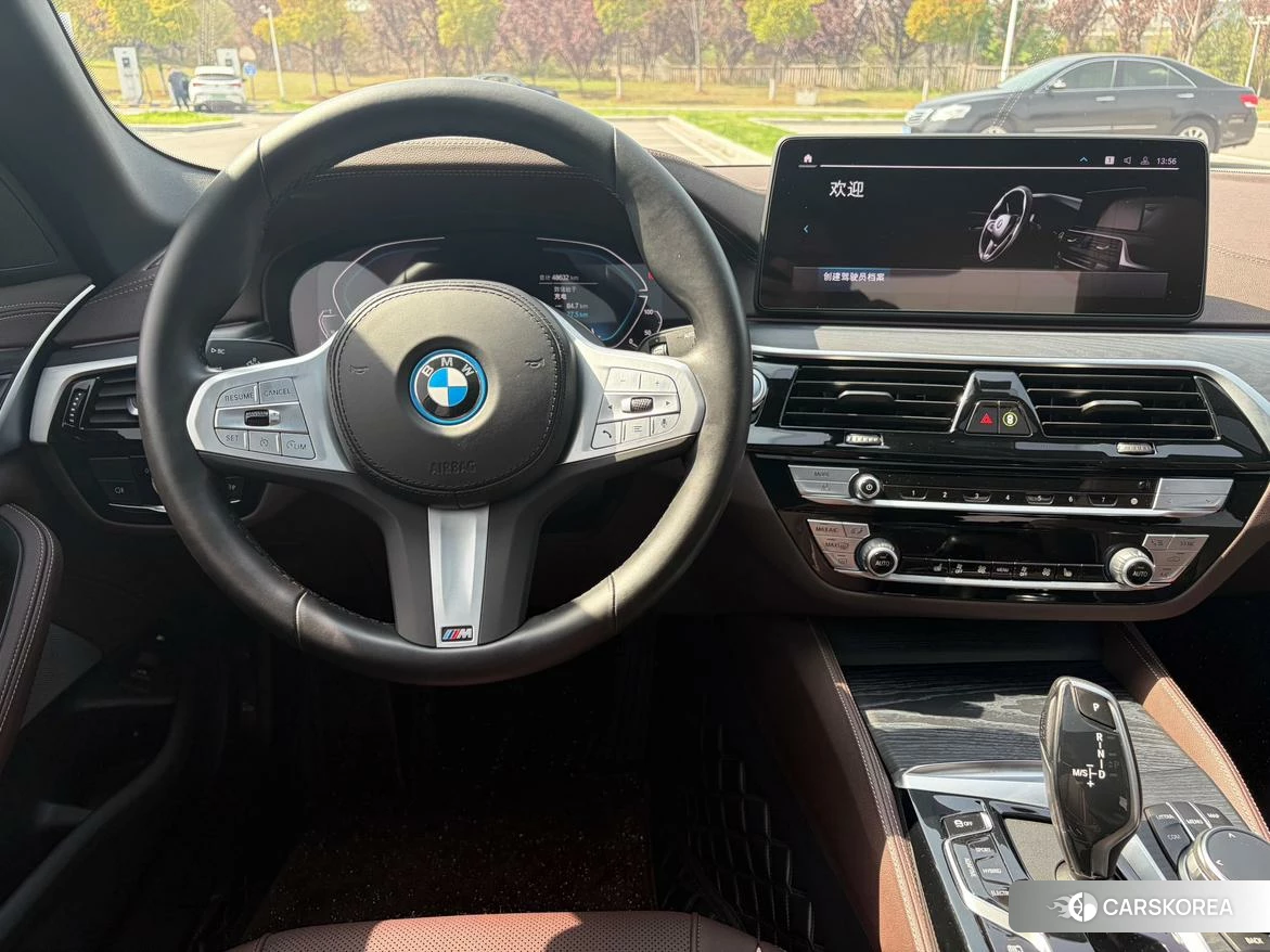 BMW 5 series PHEV 2022 Черный из Китая, фото 6
