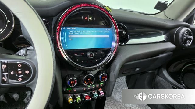 Mini Cooper 2023 Белый из Кореи, фото 6