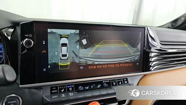 Toyota Camry (XV80) 2025 Серебристо-серый из Кореи, фото 6