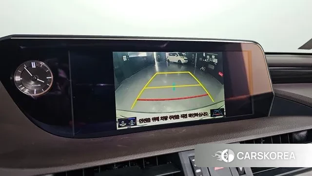 Lexus ES300h 7th generation 2019 Песочный из Кореи, фото 6