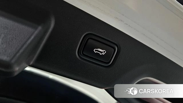 Kia Di Ol Nu Niro 2022 Белый из Кореи, фото 6