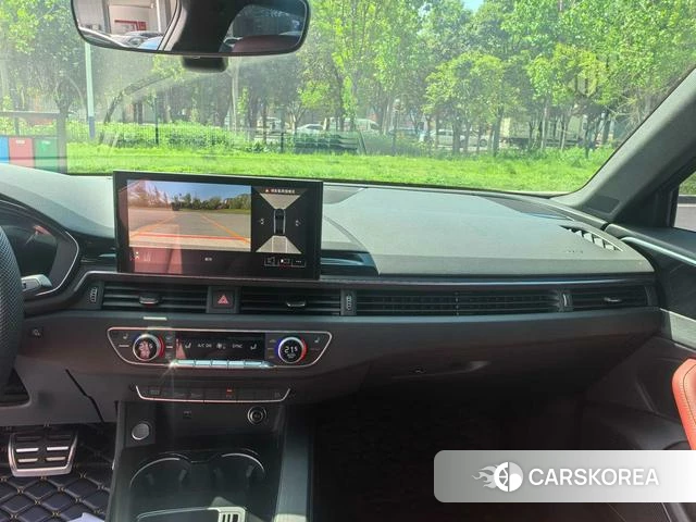 Audi A4L 2024 Темно-серый из Китая, фото 6