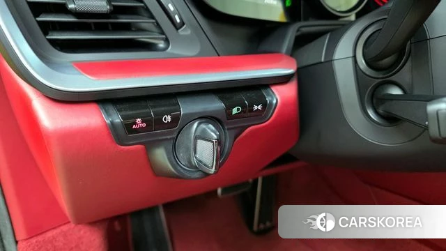 Porsche 911(992) 2021 Желтый из Кореи, фото 6