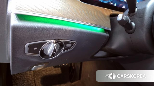 Mercedes-Benz E-Class W213 2021 Черный из Кореи, фото 6