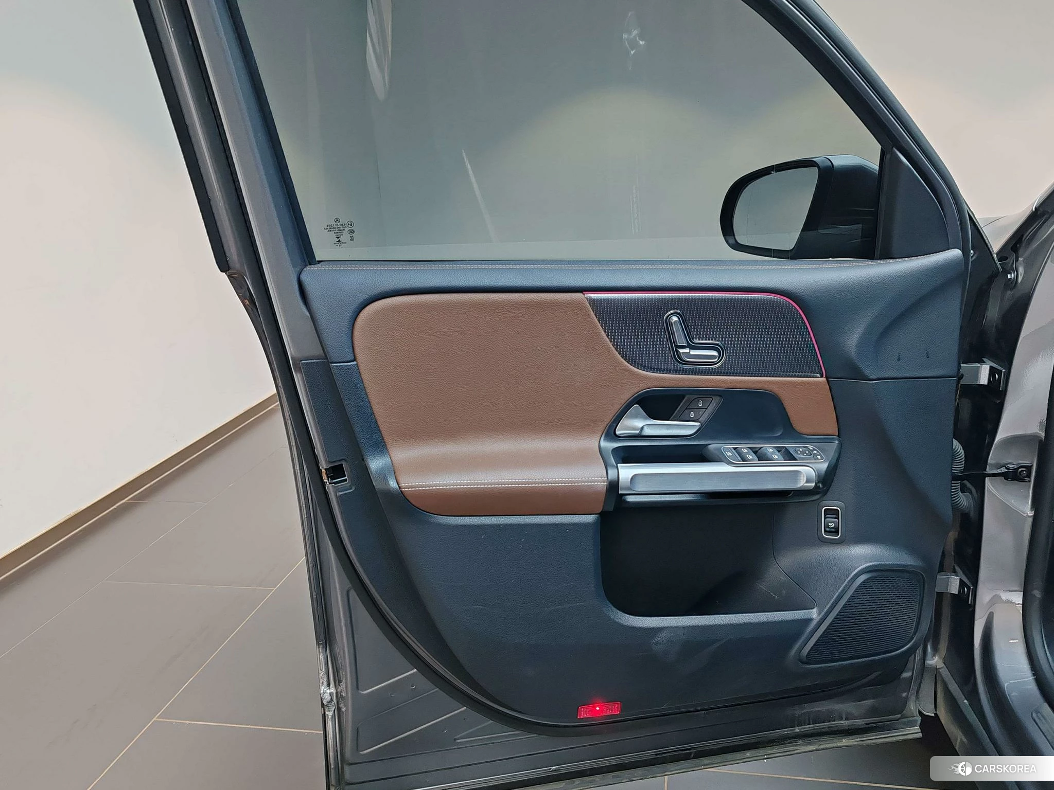 Mercedes-Benz GLB 2022 Темно-серый из Китая, фото 6