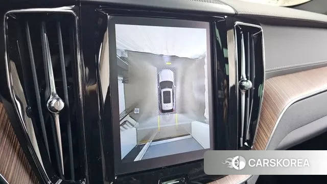 Volvo XC60 second Generation 2021 Белый из Кореи, фото 6