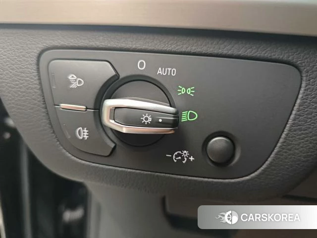 Audi Q5L 2021 Черный из Китая, фото 6