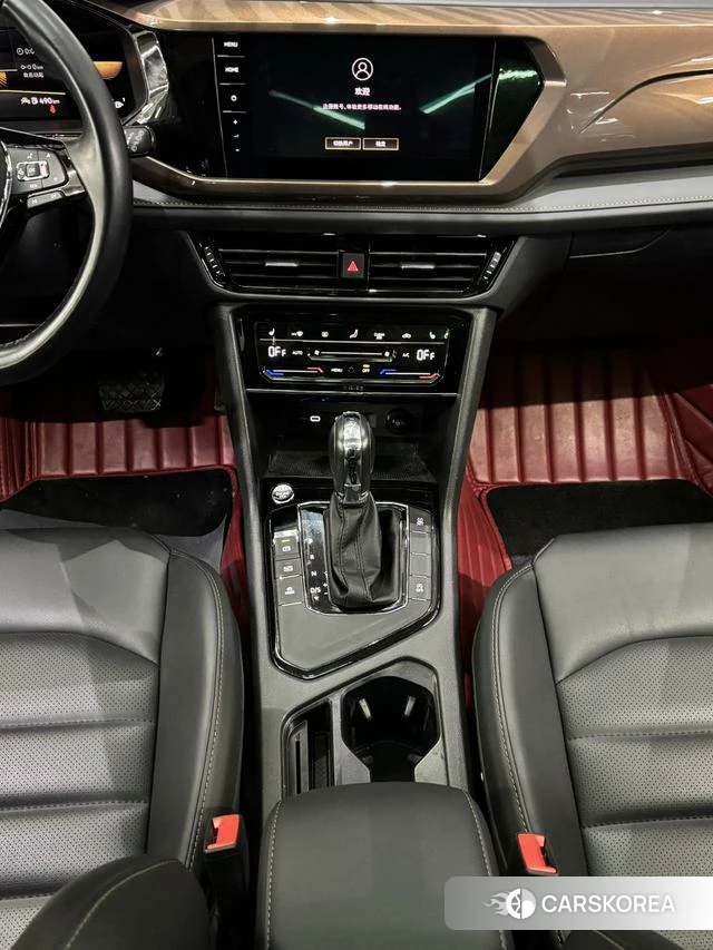 Volkswagen Tuyue 2022 Белый из Китая, фото 6