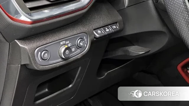 Chevrolet (GM Daewoo) Trailblazer 2021 Белый из Кореи, фото 6